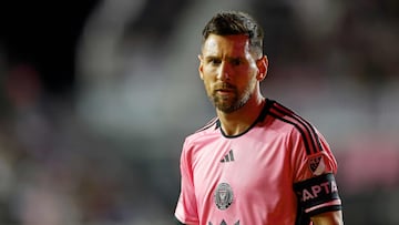 FORT LAUDERDALE, FLORIDA - FEBRUARY 21: Lionel Messi #10 of Inter Miami plays during the 2024 MLS season opener against Real Salt Lake at Chase Stadium on February 21, 2024 in Fort Lauderdale, Florida.   Mike Ehrmann/Getty Images/AFP (Photo by Mike Ehrmann / GETTY IMAGES NORTH AMERICA / Getty Images via AFP)