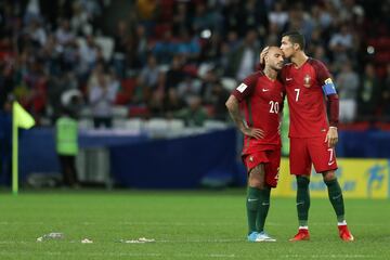 El 28 de junio Portugal jugó frente a Chile la semifinal de la Copa Confederaciones. El portero chileno paró tres penaltis en la tanda que decidió el ganador dejando a Cristiano sin la oportunidad de lanzar el suyo. 
 