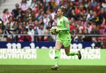 El fútbol femenino llena el Wanda Metropolitano