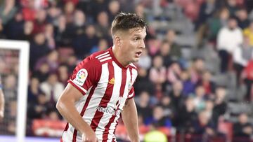 Corpas y el Almería, más cerca de ampliar su vínculo