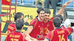 Miguel Falasca dirige a España a su primer título