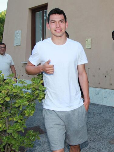 Hirving Lozano fue presentado como jugador del Napoli
