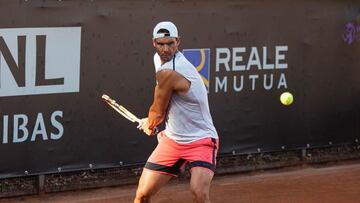 Rafa Nadal, durante un entrenamiento en el Foro It&aacute;lico de Roma.