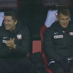 La genial reacción de Lewandowski al único disparo de San Marino contra Polonia