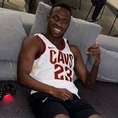 Así se recupera Vinicius: trabajo extra en casa y optimismo