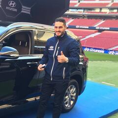 El Atleti recibió los coches oficiales: "Vamos a más"