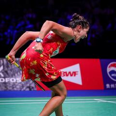 Carolina Marín cumple “la tarea” y asegura el podio mundial