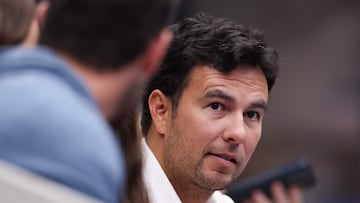 El piloto de Fórmula 1 Sergio "Checo" Pérez, antes de la final individual masculina entre el italiano Jannik Sinner y el español Carlos Alcaraz.