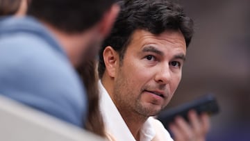 El piloto de Fórmula 1 Sergio "Checo" Pérez, antes de la final individual masculina entre el italiano Jannik Sinner y el español Carlos Alcaraz.