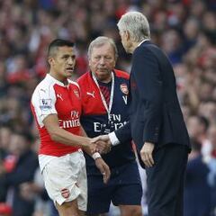 Wenger y el cambio de Alexis: "Sufrió un dolor en la ingle"