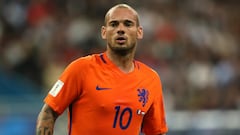 Sneijder brings Oranje career to a close after Koeman chat