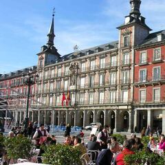 Adiós a las Golden Visa: en Reino Unido señalan la nueva forma de acceder a España con estos requisitos