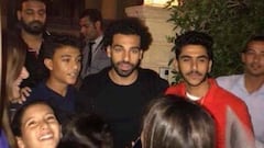 Publicaron dirección de Salah y debió pedir ayuda a la policía