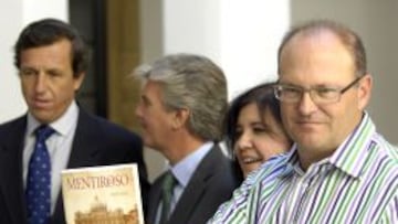 Pepe Mel, con su primer libro.