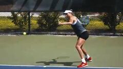 Garbi&ntilde;e Muguruza, durante un entrenamiento.