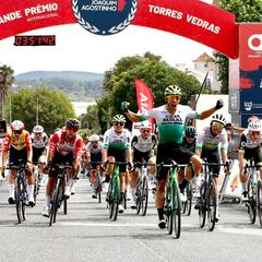 David González brilla al esprint: estrena su palmarés en Portugal