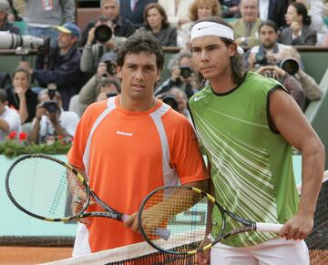 Rafa Nadal ganó a Mariano Puerta por 6-7, 6-3, 6-1 y 7-5.