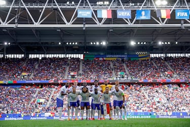Formación titular de la selección francesa para enfrentarse a Bélgica en los octavos de final.