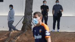 08/10/20
 VALENCIA CF
 CIUDAD DEPORTIVA
 ENTRENAMIENTO
 ANIL MURTHY
 JOEY LIM
 TEO SWEE WEI
 JAVI GRACIA
 
 
 
 
 
 
 
 
 
 
 
 
 
 
 
 
 
 
 
 
 
 