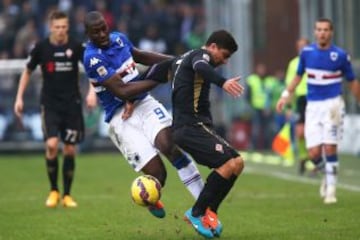 David Pizarro no tuvo una buena jornada ante la Sampdoria.