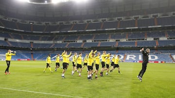 El Borussia Dortmund, durante su entrenamiento en el Bernabéu.