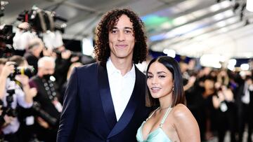 Tras nueve meses de compromiso y más de dos años de relación, Vanessa Hudgens y Cole Tucker se casan a través de una íntima ceremonia en México.