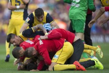 Celebración de los jugadores tras el final del partido.