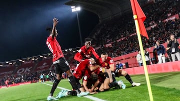 El Mallorca celebra el gol in extremis de Abdón