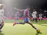 Daniel Muñoz regresa luego de 52 días en el Crystal Palace