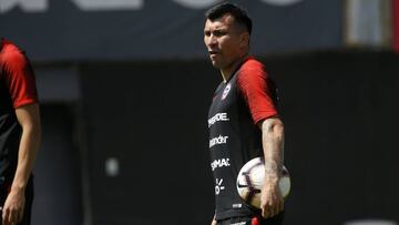 Los días en cuarentena que vive Gary Medel en Italia