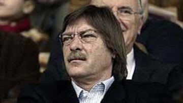 <b>LEYENDA.</B> Migueli es uno de los jugadores históricos del Barcelona.