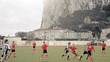 <b>EL PEÑÓN, FUERA. </b>Gibraltar fue rechazada por la UEFA.