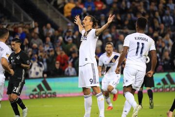 Zlatan y Vela encabezan lista de camisetas más vendidas en MLS