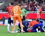 Mateo Chávez manda a hospital a compañero en el Chivas vs Toluca