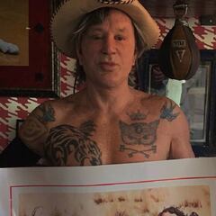 Mickey Rourke se destroza la cara tras su enésima transformación estética