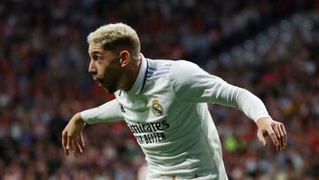 Soccer Football - LaLiga - Atletico Madrid v Real Madrid - Metropolitano, Madrid, Spain - September 18, 2022 Real Madrid's Federico Valverde celebrates scoring their second goal REUTERS/Susana Vera TPX IMAGES OF THE DAY