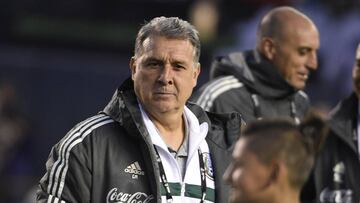 Los analistas deportivos estuvieron presentes del primer duelo dirigido por el timonel argentino al frente del Tri y aprobaron su actuación.