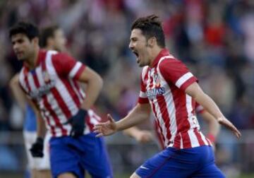 David Villa celebra el 1-0.