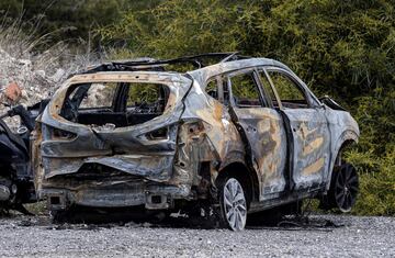 Imagen del coche quemado que fue hallado cerca El Campello