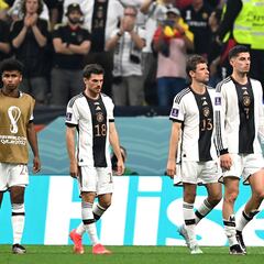 Kroos echa más leña al fuego en Alemania