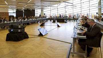 Tebas comunicó su decisión a los clubes y les informó de los pasos a seguir el próximo mes.