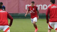 Seleccionado chileno firma contrato en Godoy Cruz: “Me siento importante ahí”