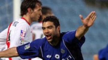 Míchel, que jugó en ambos clubes, canta un gol del Geta al Rayo. en 2003.