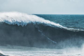 Red Bull Big Wave Awards - Finalista en la categoría cbdMD XXL Biggest Wave. 