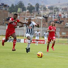 Alianza Lima pierde y se aleja