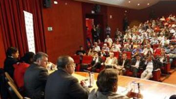 Drenthe: "Florentino aún puede cambiar de opinión"