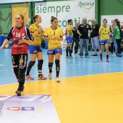 Silvia Navarro lleva al Rocasa a la semifinal de la Challenge