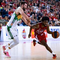 Withey será baja entre 6 y 8 semanas por una lesión en el pie izquierdo