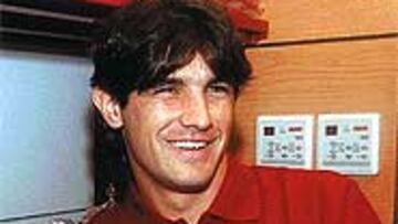 Caparrós medita colocar a Hornos en el once inicial.