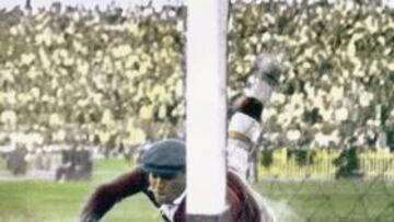 <b>21 DE JUNIO DEL 36. </b>Ésta es la parada de Zamora a Escolá que dio la Copa al Madrid ante el Barça...